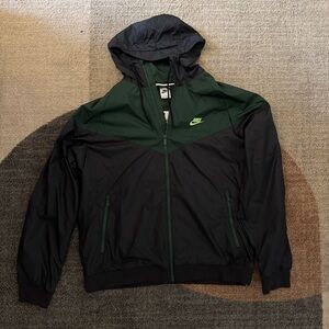 Nike - Windrunner Men's Black and Dark Green Windbreaker Jacket - XL